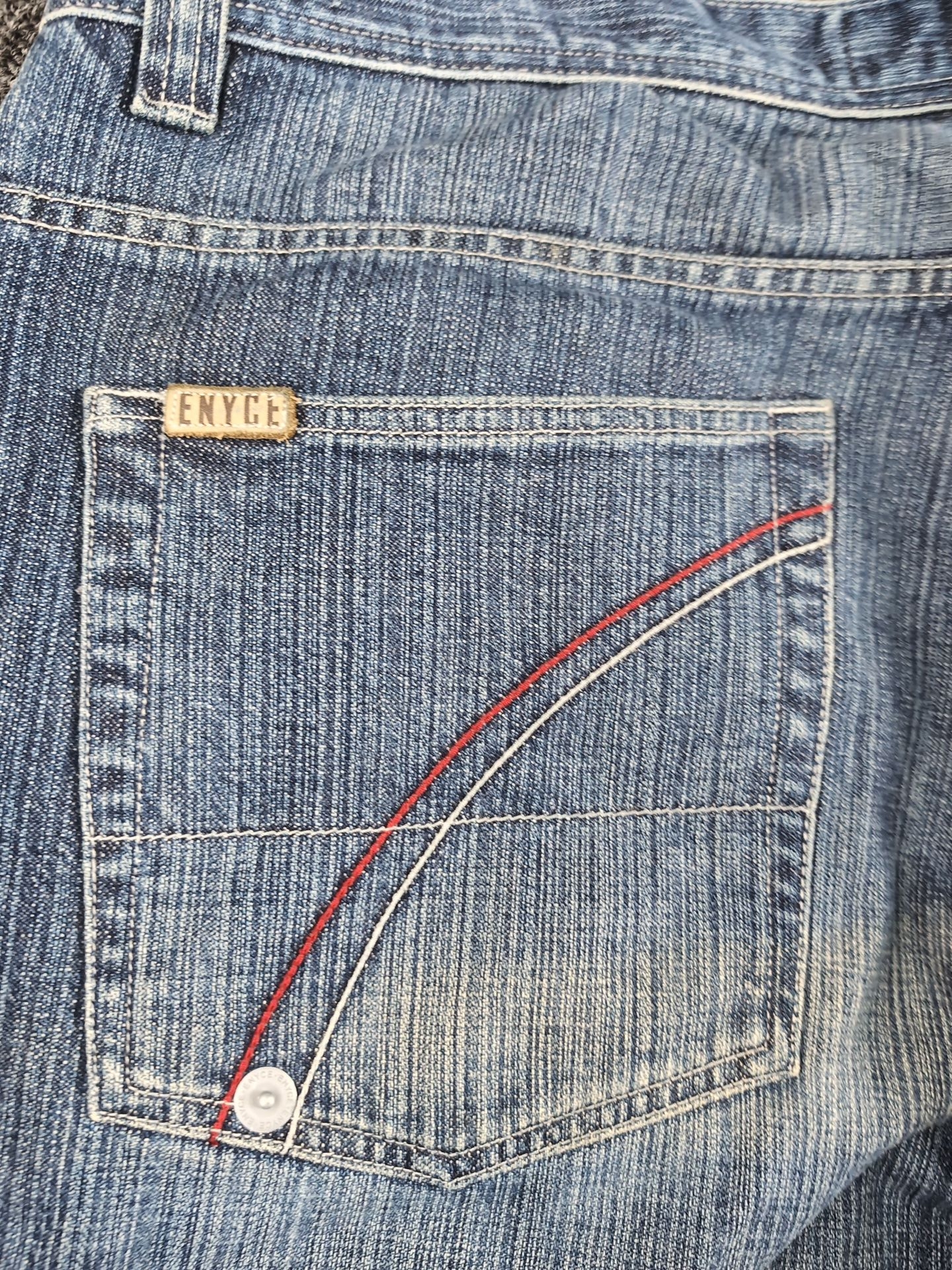 Enyce 54 | W38 - zdjęcie 3