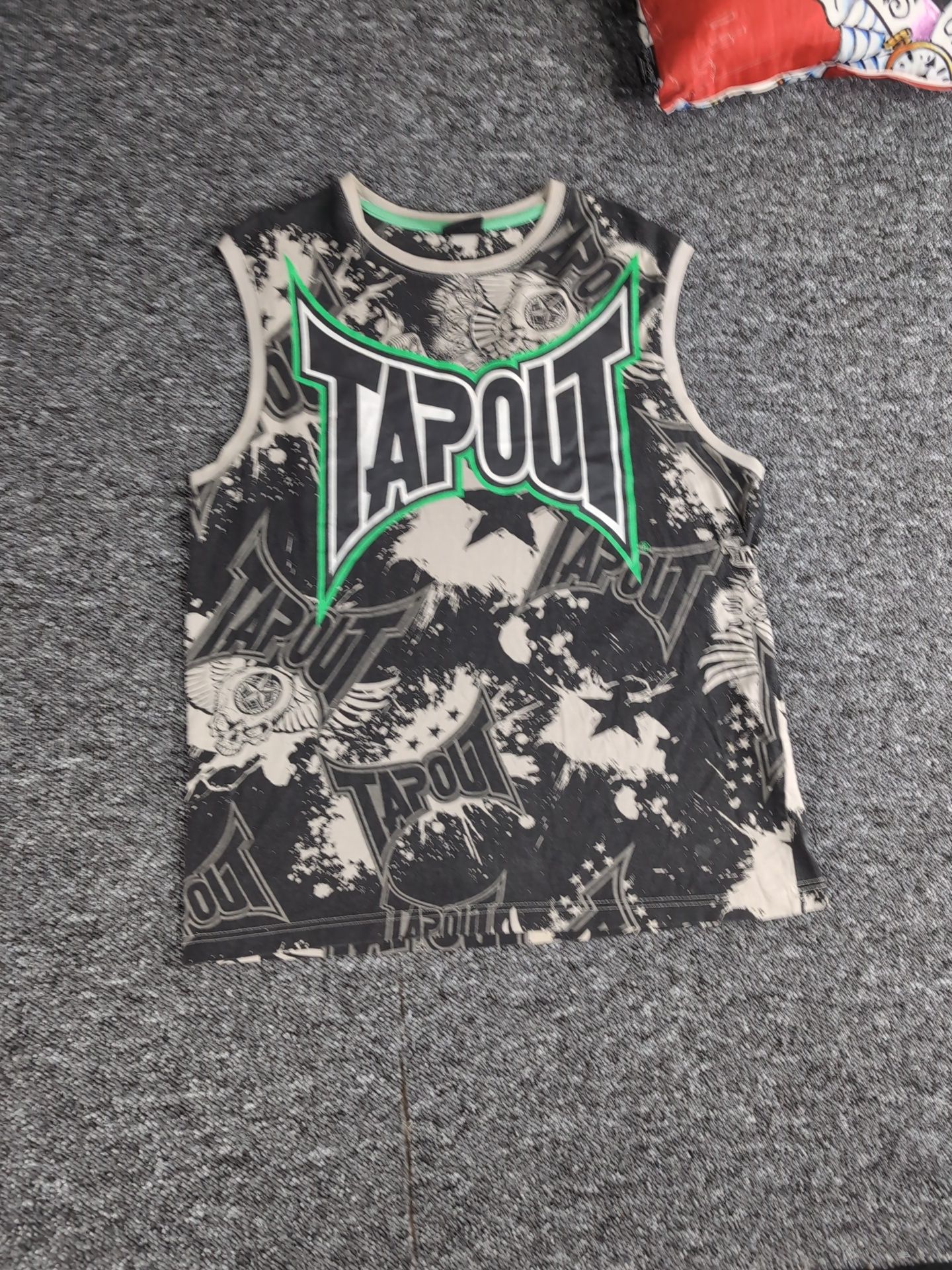 Tapout XL