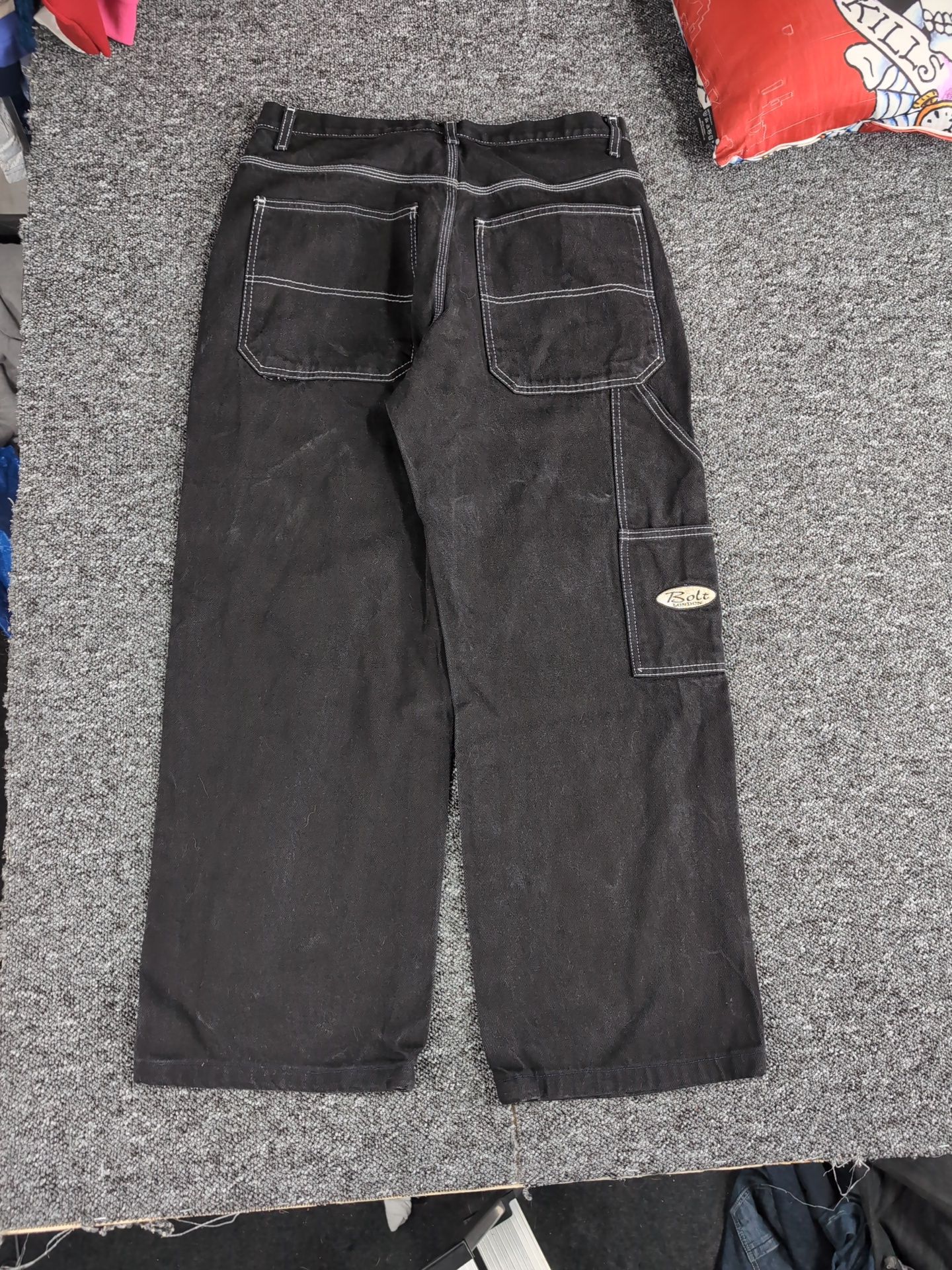 Bolt London 48 | W32