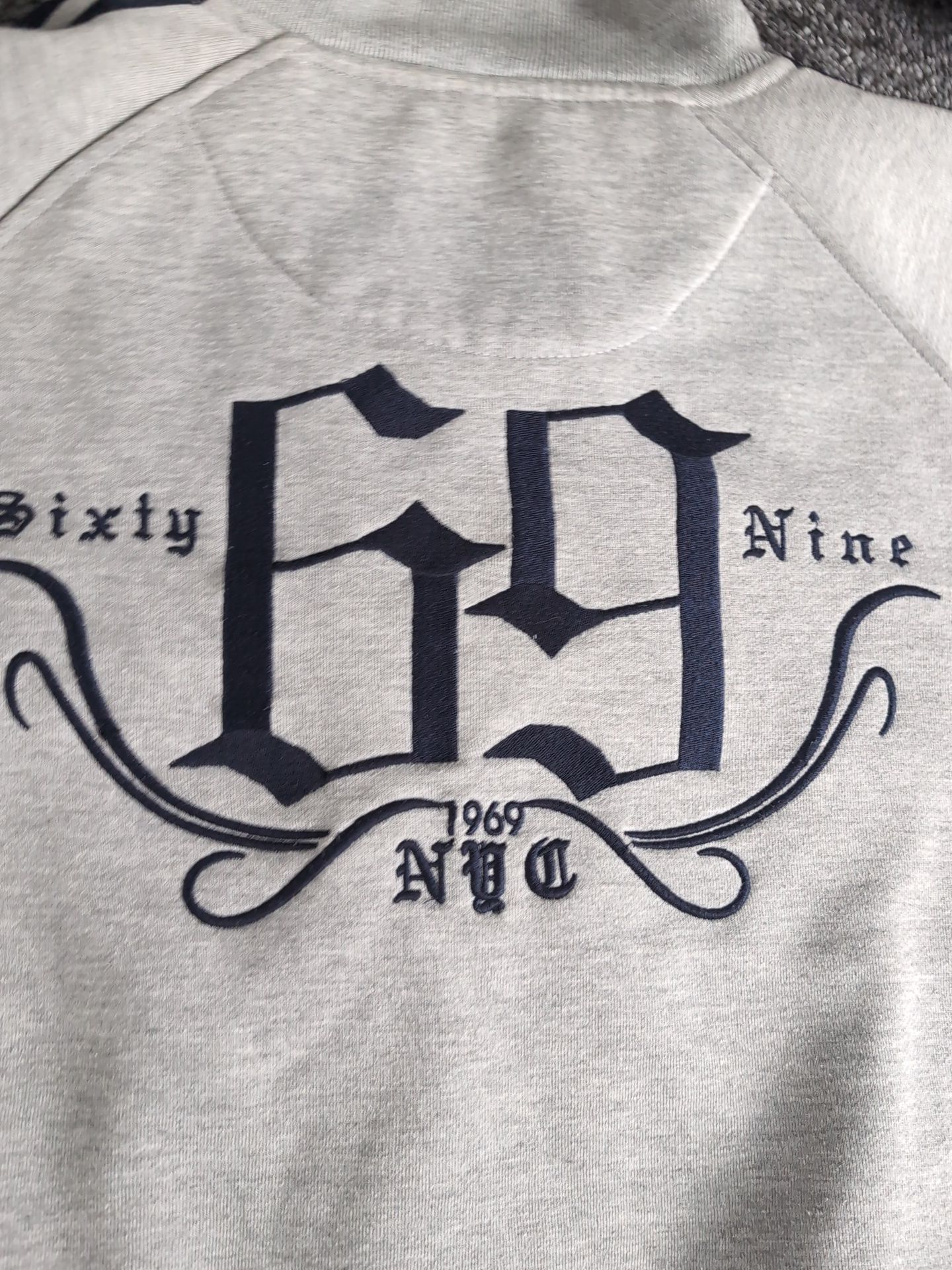 Sixty nine L - zdjęcie 8