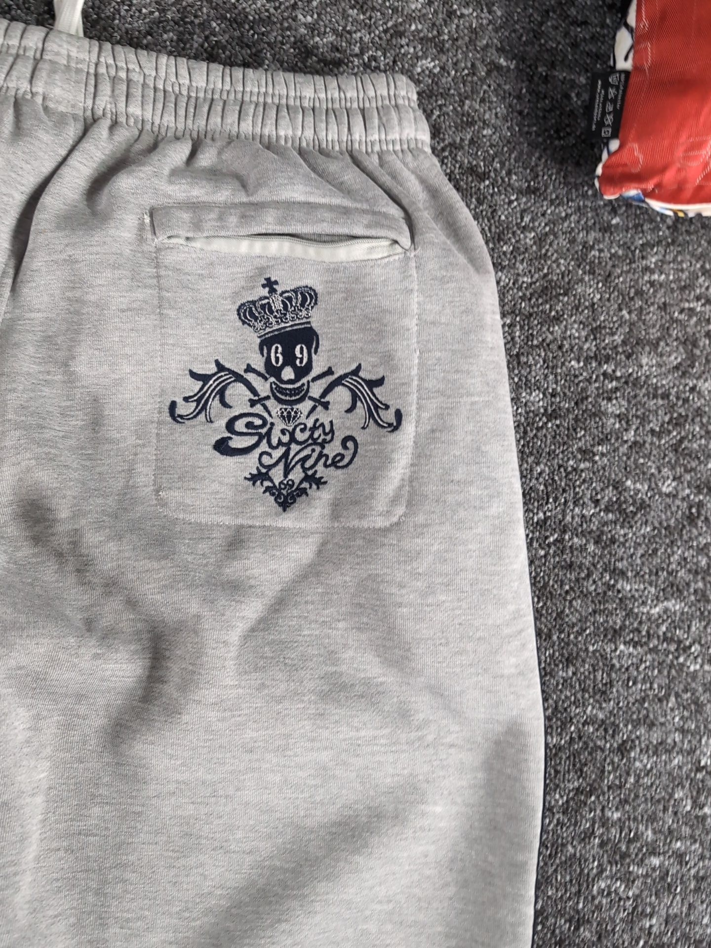 Sixty nine L - zdjęcie 11