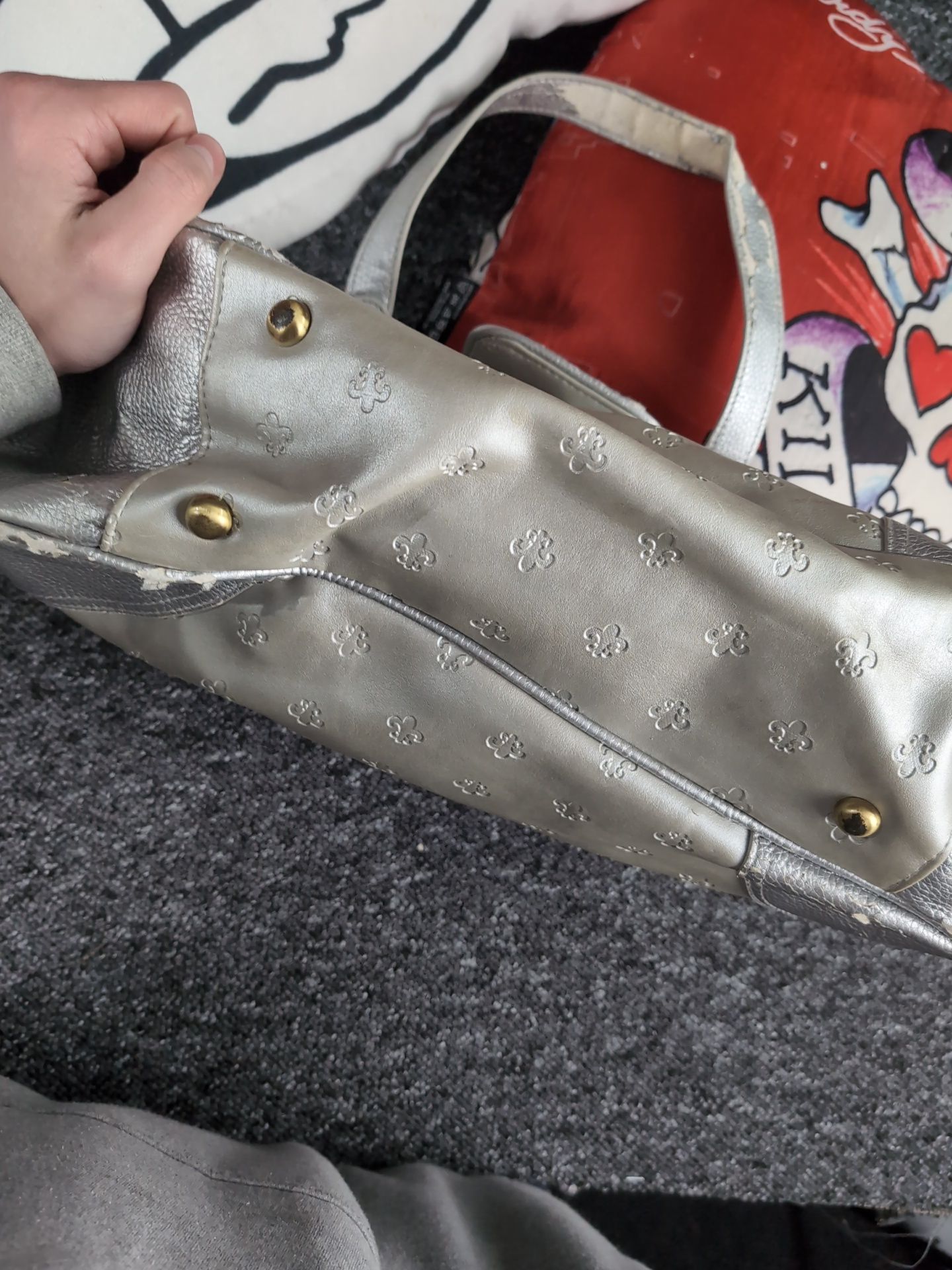 Affliction Uniwersalny - zdjęcie 4